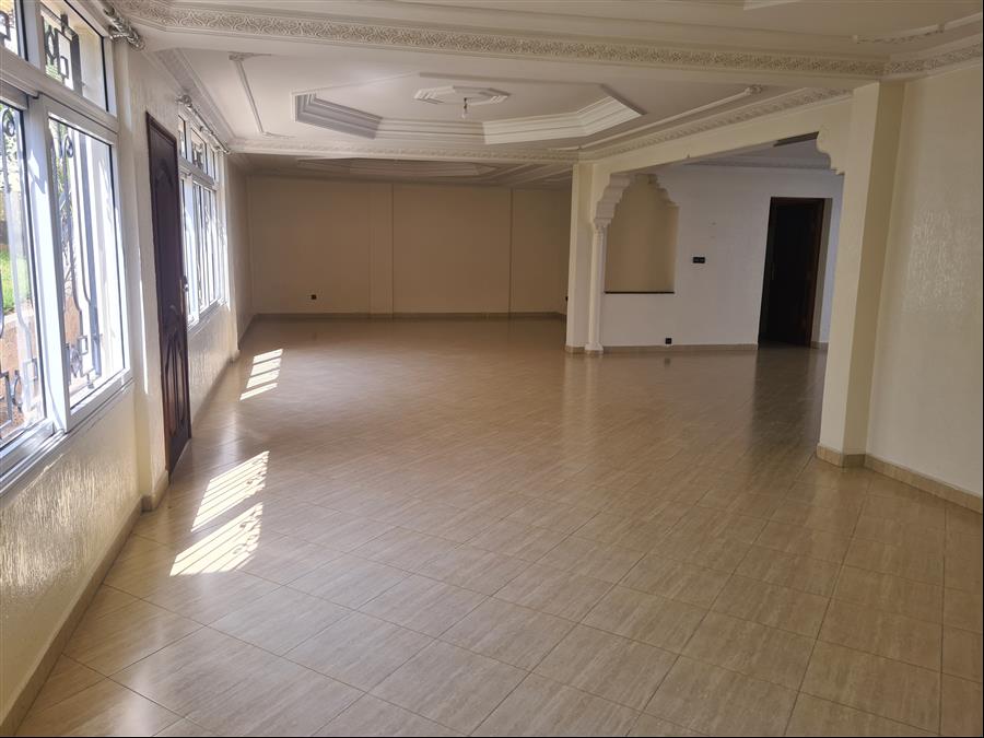 Somptueuse villa de 600m² à louer à agadir!