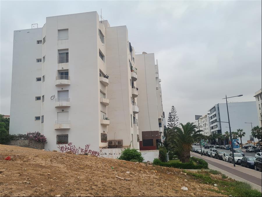 Vaste appartement bien situé à agadir!