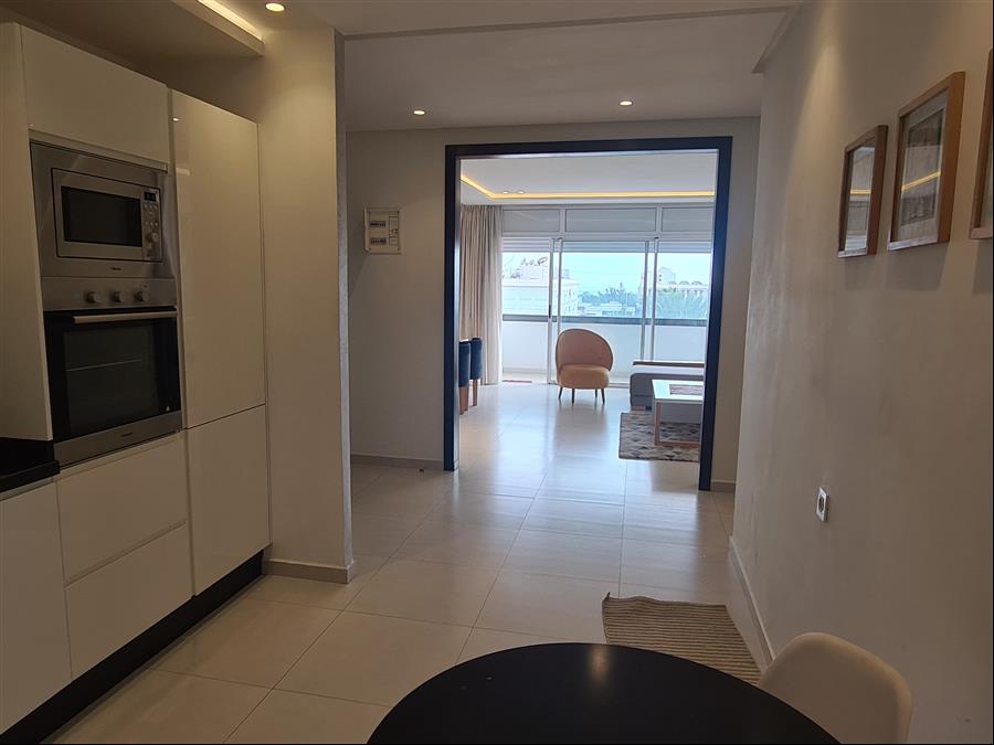 Superbe appartement plein centre d'agadir avec grand balcon!