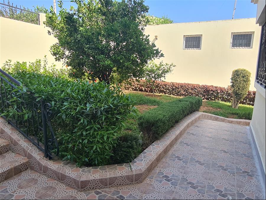 Somptueuse villa de 600m² à louer à agadir!