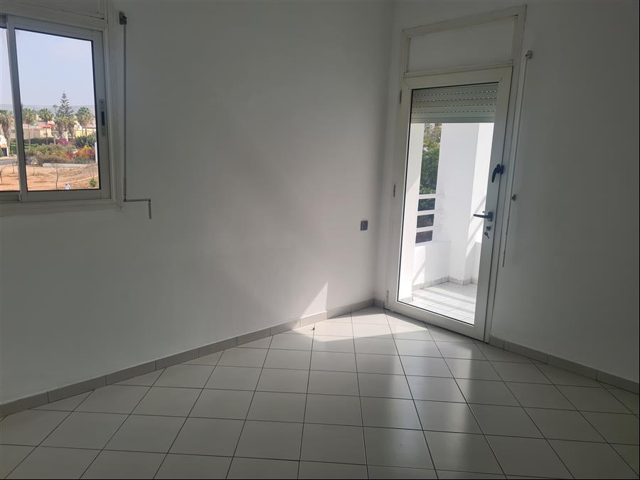 Vaste appartement bien situé à agadir!