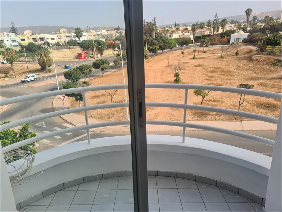 Vaste appartement bien situé à agadir!