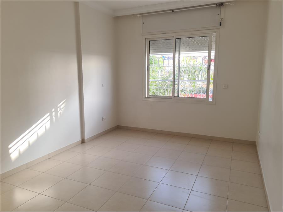 Immense appartement avec 4 chambres à louer à agadir!