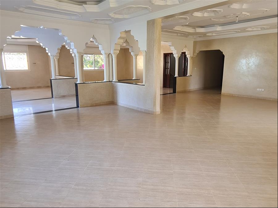 Somptueuse villa de 600m² à louer à agadir!