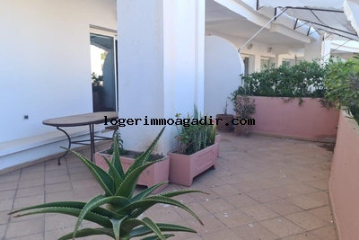 Location de vacances : appartement avec grande terrasse à la marina d’Agadir 